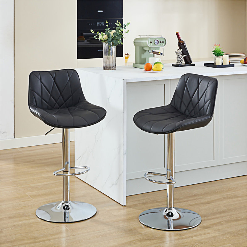 Tabouret de bar rotatif à hauteur réglable avec structure en métal Shana, Noir