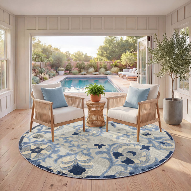 Floral Indoor / Outdoor Rug, Round 4'