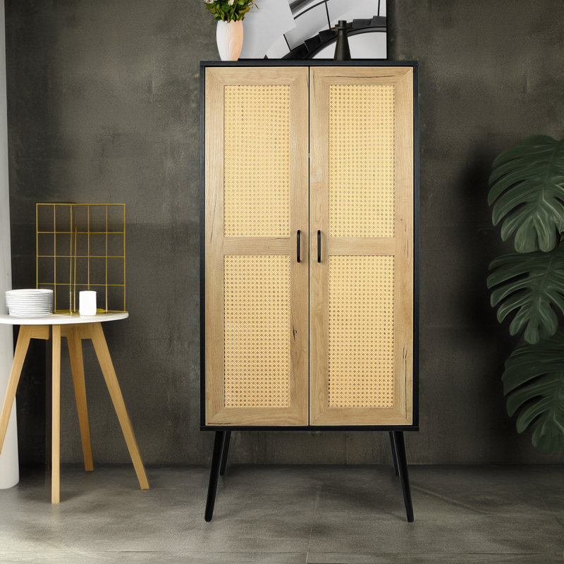 Armoire de rangement avec tablette Waldroup