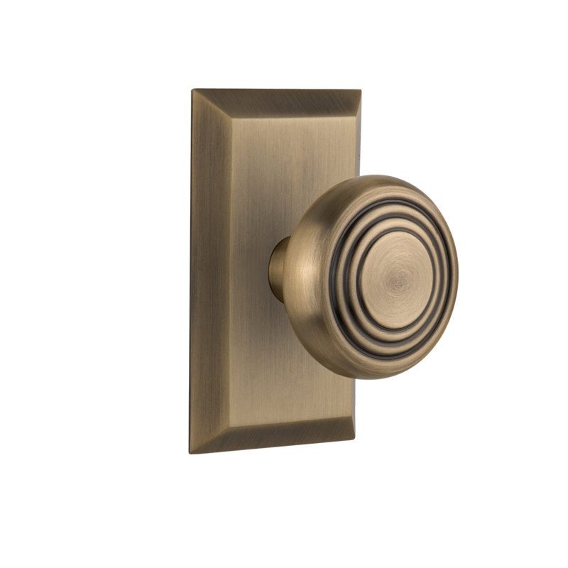 Studio Plate with Deco Door Knob, 2 3/8, Antique Brass