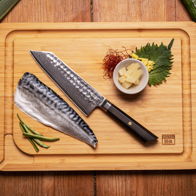 Bunka Santoku en acier Damas avec bambou Saya et boîte en bambou - lame de 170 mm