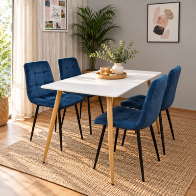 Satilla 4 -Person Dining Set