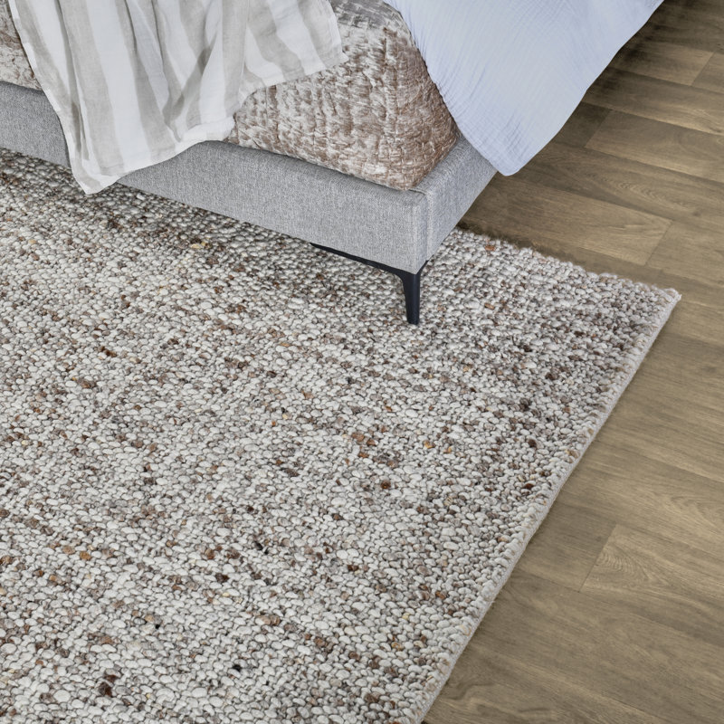 Wool Abstract Area Rug in Ivory, Rectangle 5' x 8'