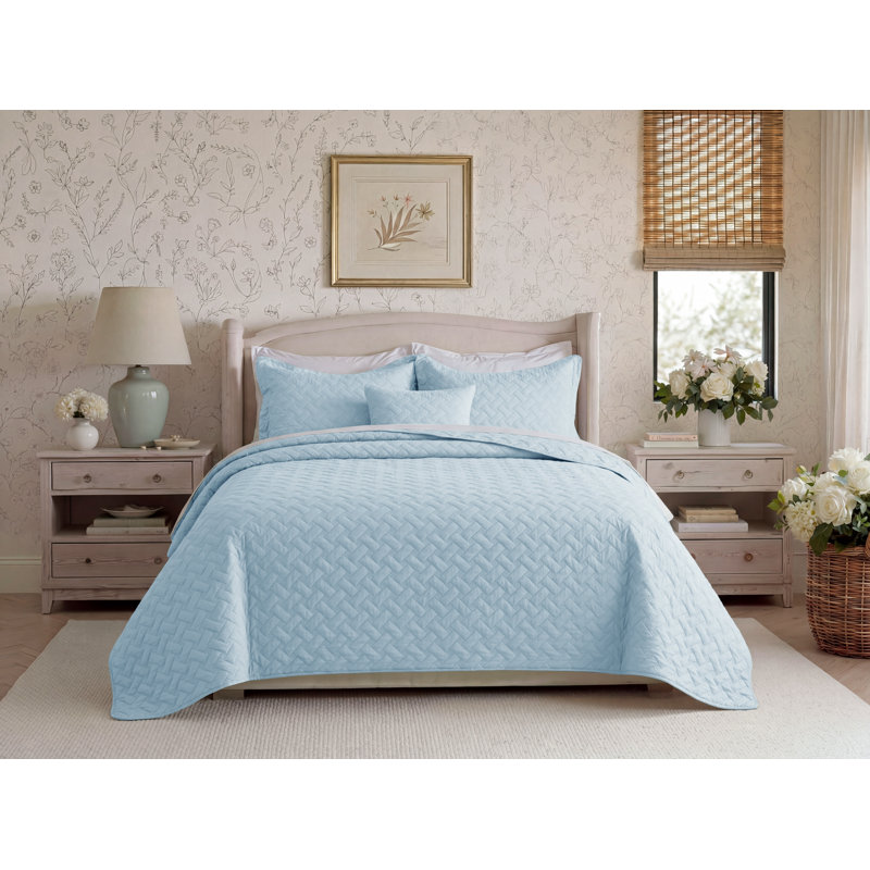 Best Seller Quilted Blanket - Textured Weave Pattern, Airy Lightweight Bed Covering,85gsm, Queen Quilt + 2 Standard Shams