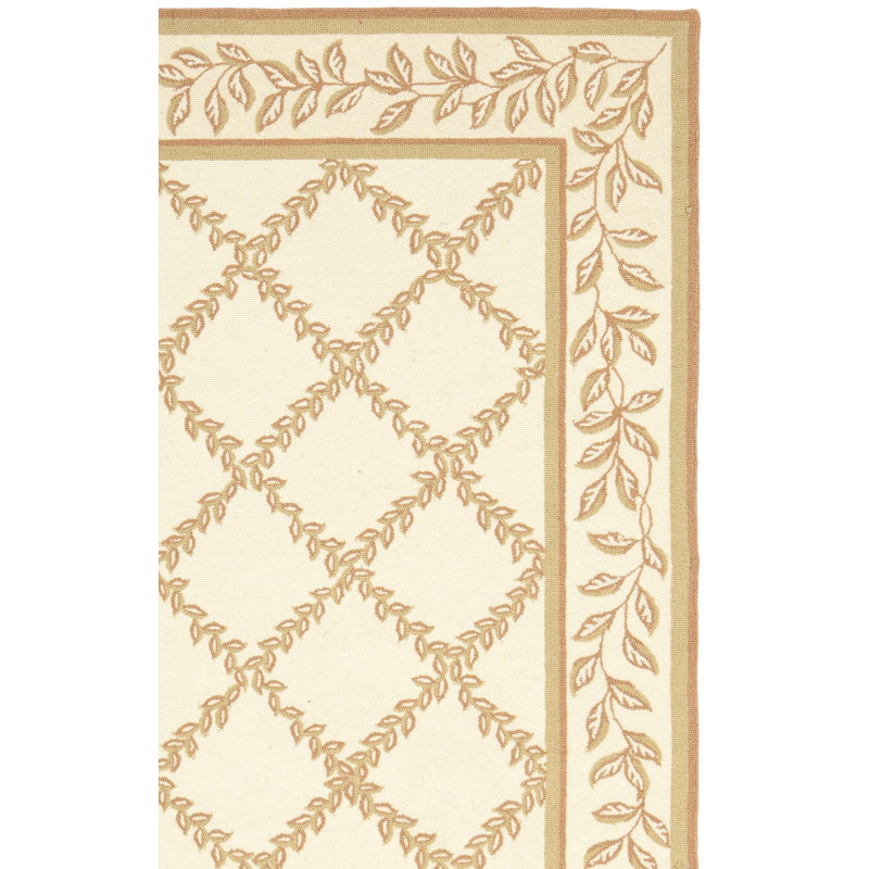 Jonsson Hand Hooked Wool Pile Floral Rug, Rectangle 3'9" x 5'9"