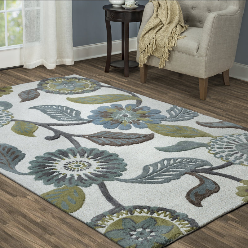 Wool Floral Indoor Rug, Rectangle 5' x 8'