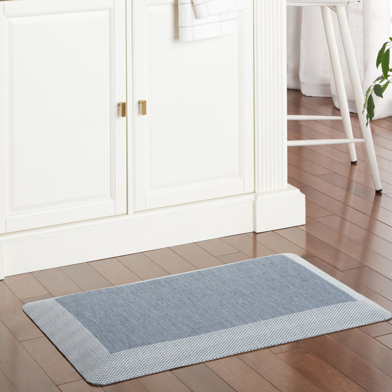 Tapis de cuisine Martha Stewart Mira, Bleu, Rectangle 1 pi 8 po x 2 pi 8 po