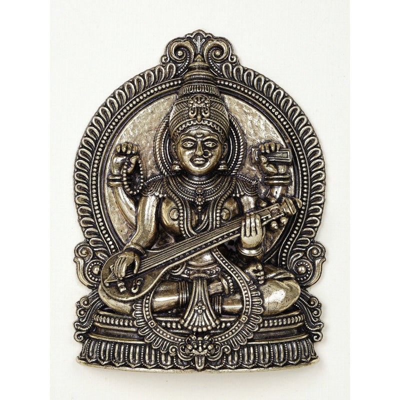 9 pouces déesse assise en bois Saraswati