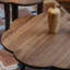 Table basse en noyer