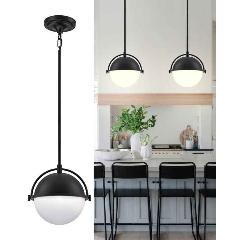 Luminaire suspendu sphérique en verre à 1 lumière de 11 po Blosser, Noir mat