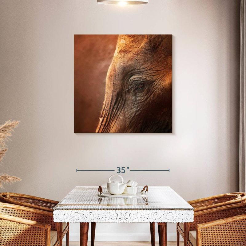 Crowle Elephant Lashes, 36" H x 36" W