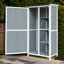 Remise de rangement deux tons, design gris et blanc avec toit incliné et 5 compartiments de rangement
