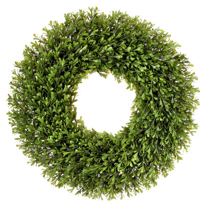 Spring Boxwood 21" Wreath