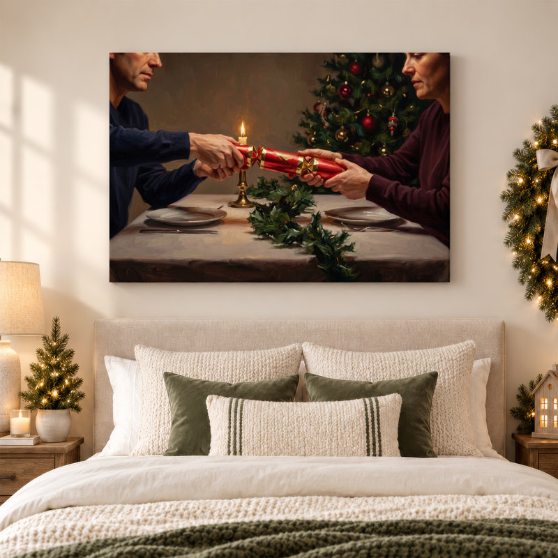«Couple Pulling Red Cracker» par Candlelight Christmas, art mural sur toile, H 12 po x l 18 po