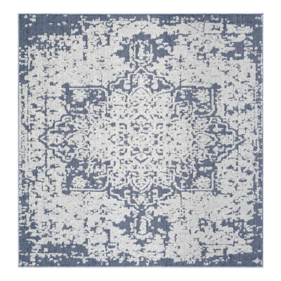 Indoor/Outdoor Traditional Area Rug