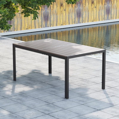 Table de salle à manger de patio