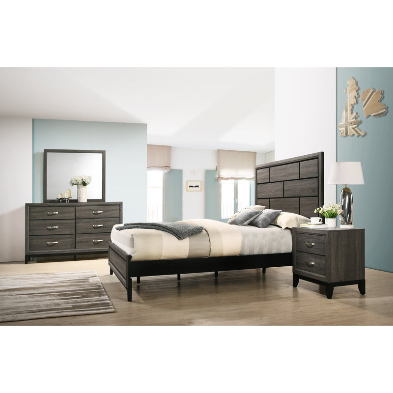 Ensemble de chambre à coucher standard 4 pièces Burrigan, Grand