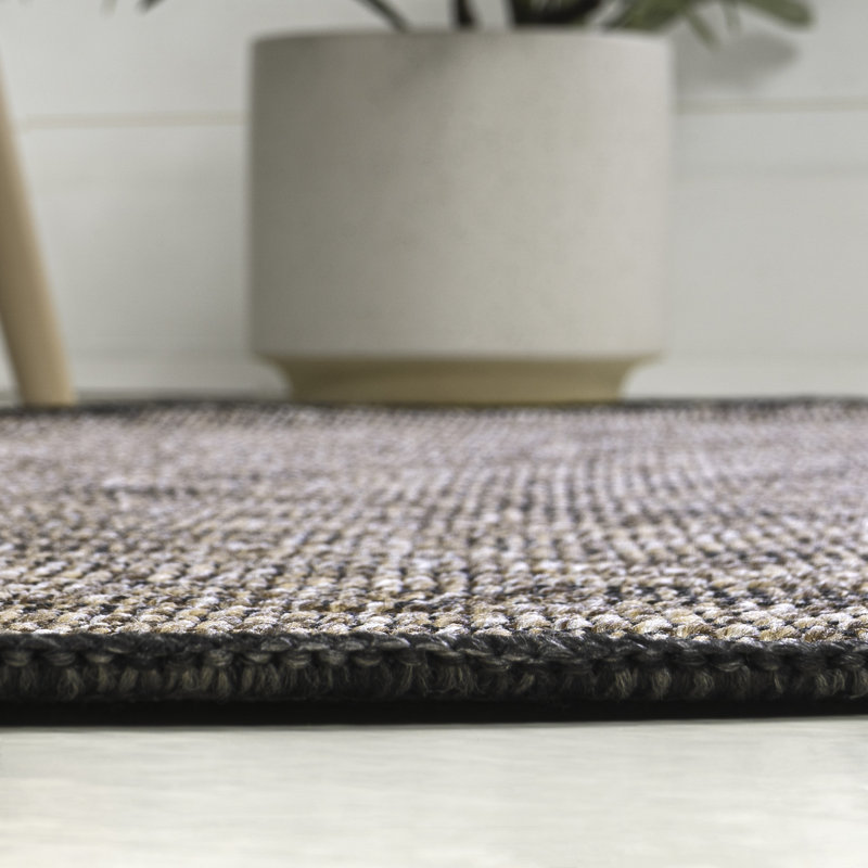 Tapis intérieur / extérieur Omid, Nouveauté 6 pi 7 po x 9 pi 6 po