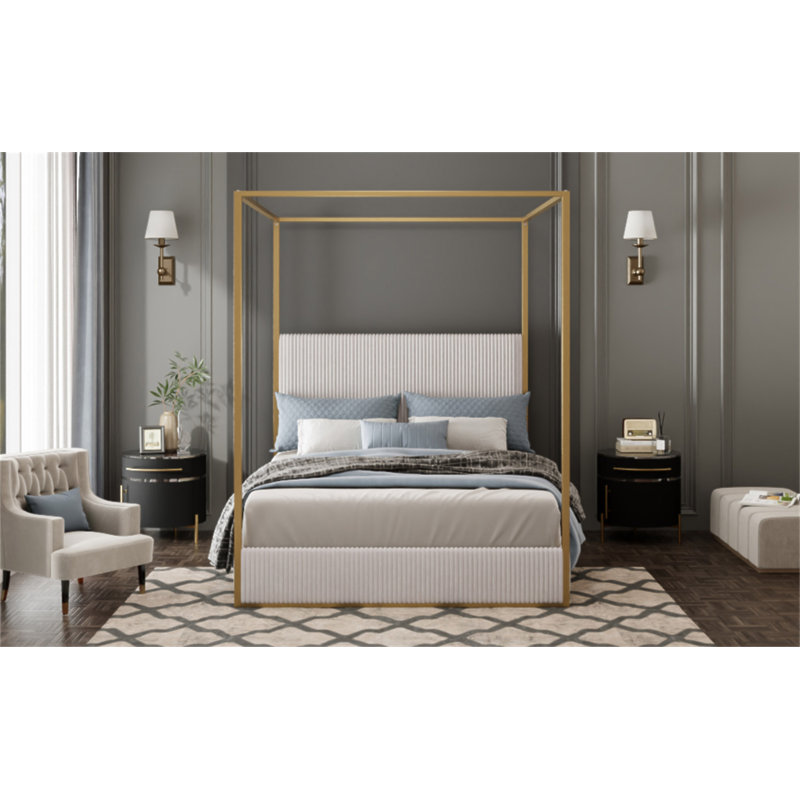 Lit à baldaquin en métal de luxe moderne avec tête de lit tapissier haute en velours côtelé et quatre affiches dorées, aucun sommier nécessaire, grand