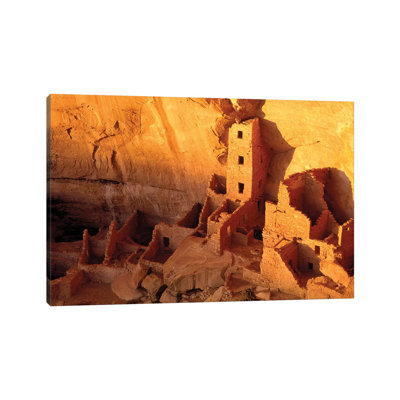 «Evening Light on Square Tower House Ruins», parc national de Mesa Verde (site du patrimoine mondial), Colorado par Russ Bishop - photographie sur toile tendue