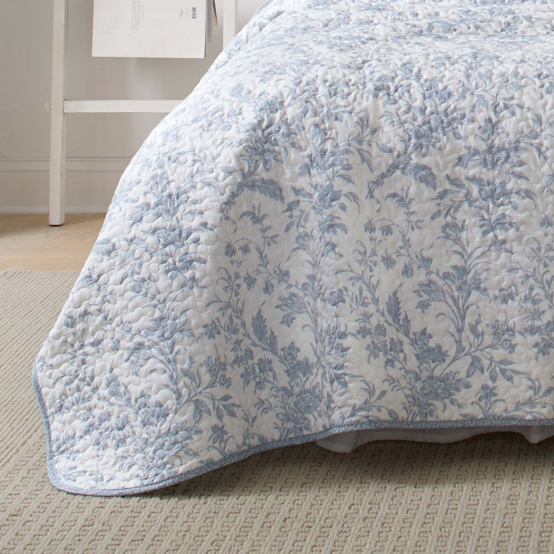Blue Floral Reversible Cotton Full Quilt Set