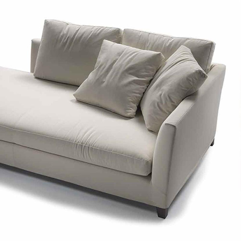 Chaise en pin confortable et élégante, Orienté à droite