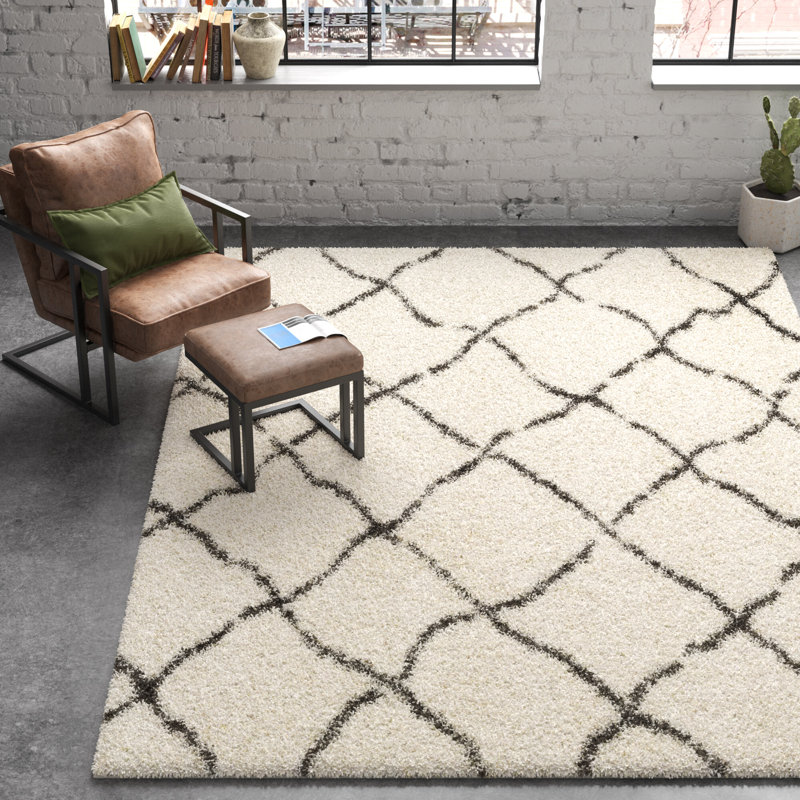 Truet Geometric Indoor Rug, Runner 2'7" x 7'3"