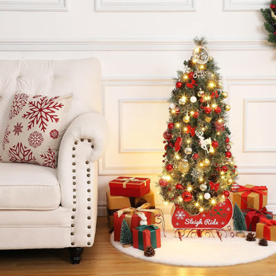 Arbre de Noël pré-éclairé de 4,5 pi avec lumières DEL, mini arbre artificiel avec embouts d'épinette réalistes et base de traîneau pour la décoration intérieure de maison et de bureau