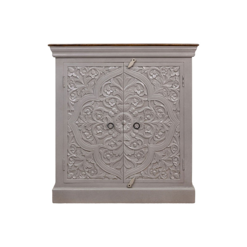 Armoire sculptée en bois de manguier