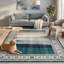 Tapis Devereux moderne à rayures effet pinceau bleu sarcelle et blanc, lavable à la machine, antidérapant, à poils courts, pour l'intérieur et l'extérieur, adapté aux animaux domestiques, idéal pour le salon, la chambre, la salle à manger, l'entrée, le couloir ou le bureau.-436792276