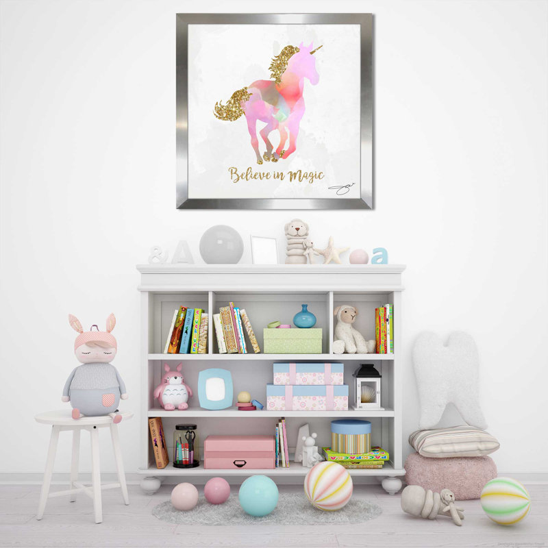 «Unicorn Magic (Square)» par Jodi - impression sur toile, Encadrement argenté, H 37,5 po x l 37,5 po x P 1 po