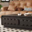 Table basse simple au design créatif-107385290-107385292