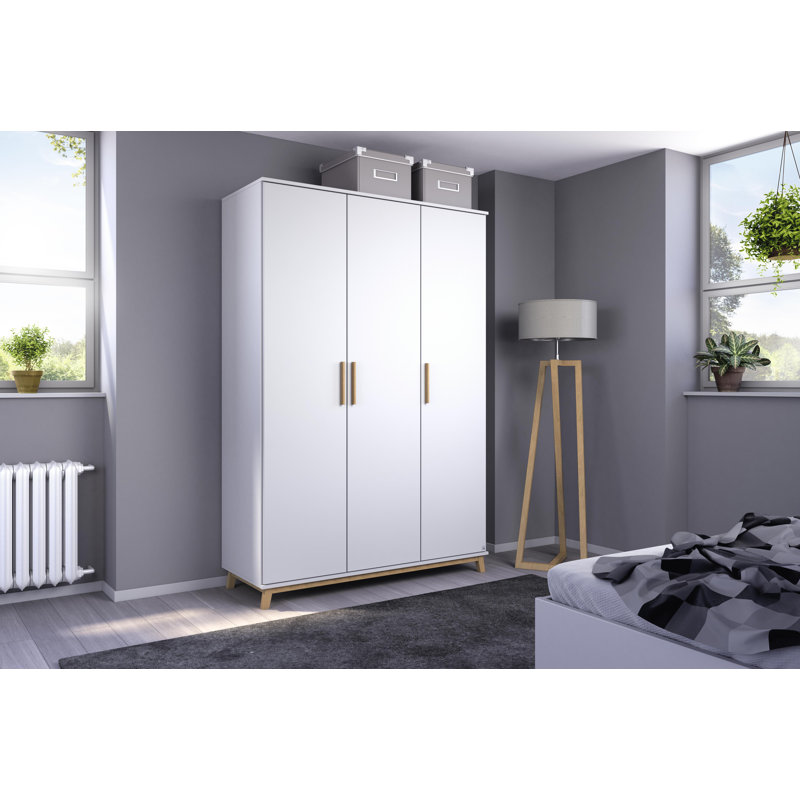 Carlsson 3 Door Wardrobe