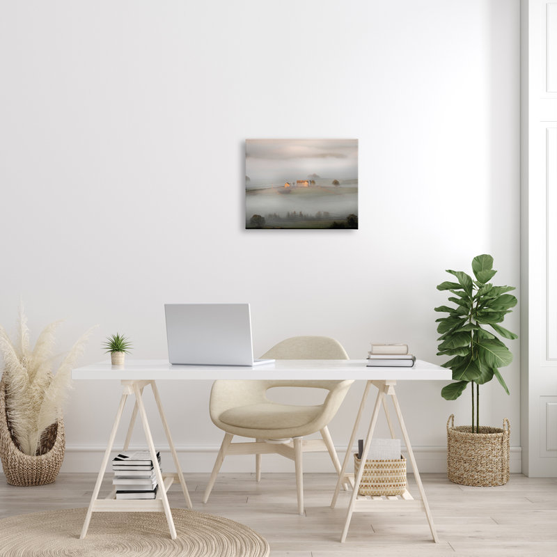 Art mural sur toile Lone Misty Cottage, H 16 po x l 20 po x P 1,5 po, Toile tendue