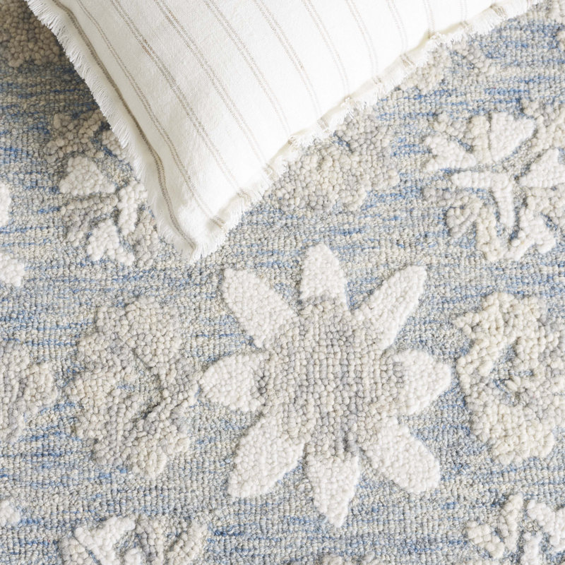 Marquee 504 Hand Tufted Wool/Cotton Oriental Rug in Blue/Gray/Ivory, Rectangle 6' x 9'