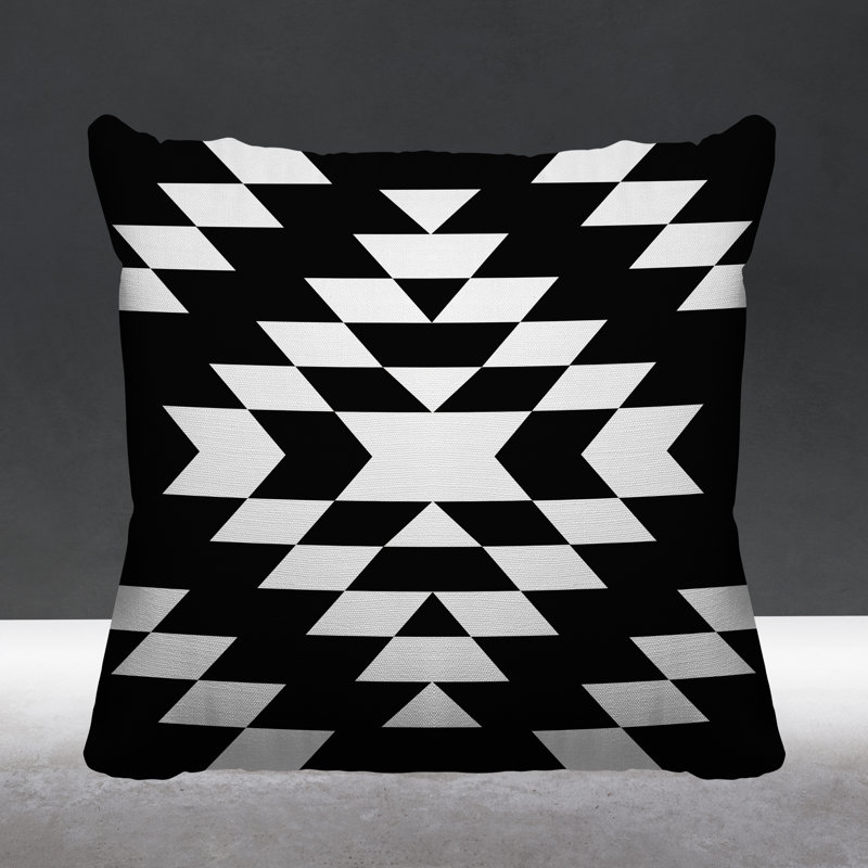 Coussin intérieur / extérieur Chantico Southwestern, 19 po x 19 po, Noir, Carré
