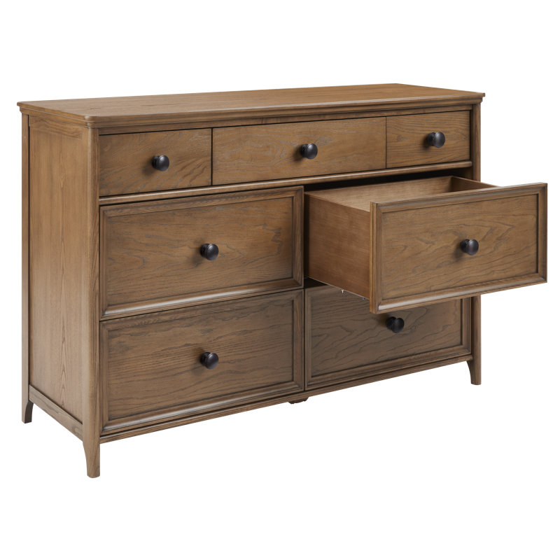 Maxi Cosi Quiet Luxury 7-Drawer Dresser