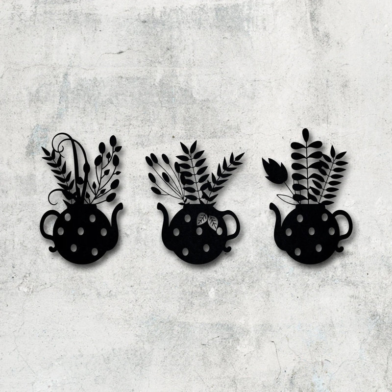 Handmade Traditional Plants & Flowers Wall Decor on Metal