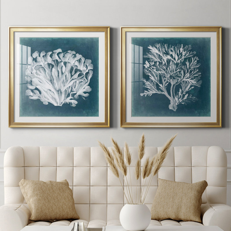 Azure Coral III Azure Coral III - Ensemble de 2 cadres photo, H 34,5 po x l 69 po, Framed Print with Mat, Doré