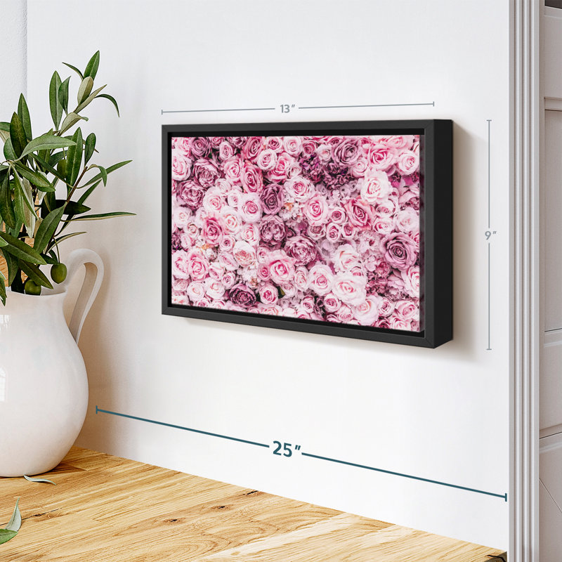Floral et botanique «Bed of Pink Roses Wall Art», H 9 po x l 13 po