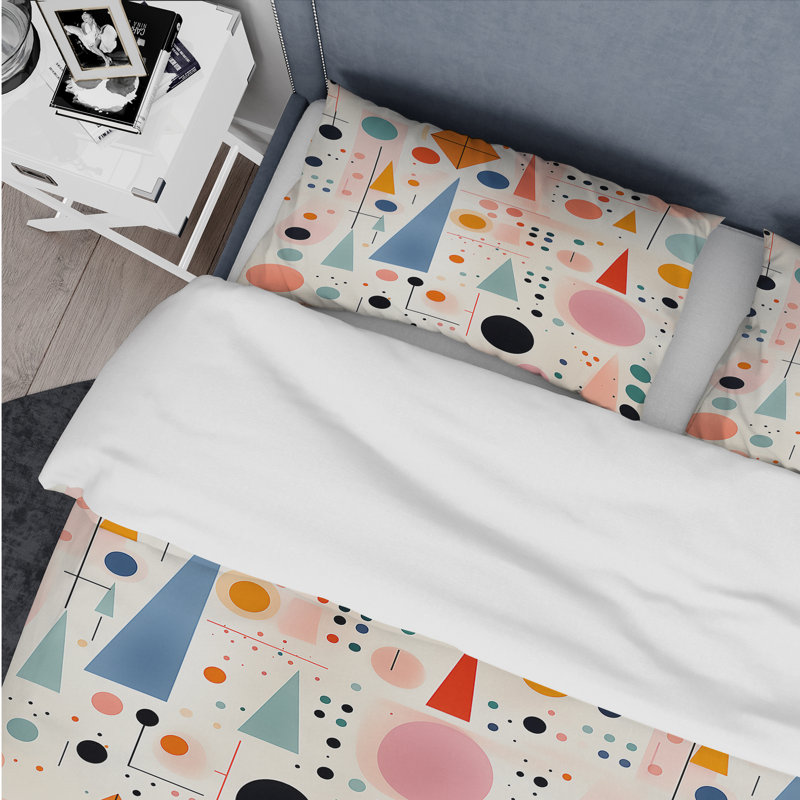 Pink Geometric Forms Pattern Geometric Shapes Duvet Cover, King Duvet Cover + 2 King Shams
