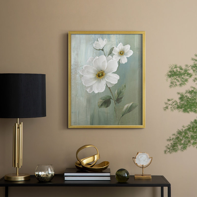 «White Fancy II», reproduction encadrée - bois massif, H 15 po x l 12 po, Doré