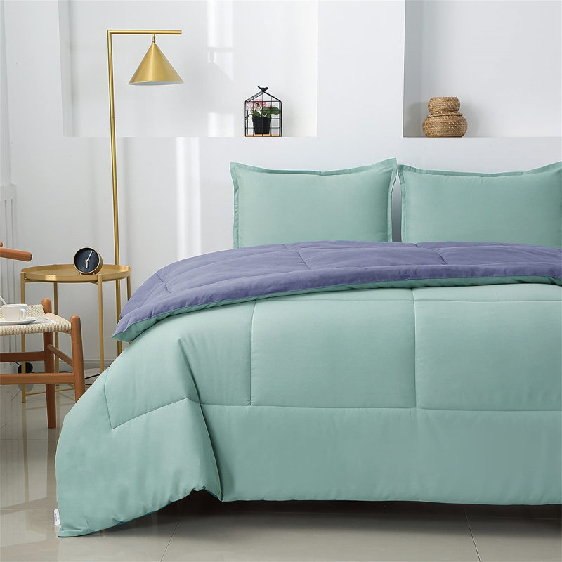 Polyester Comforter, Dark Blue/Light Blue