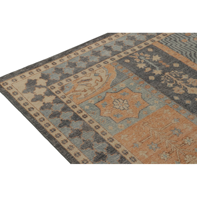 Distressed Homage Hand Knotted Wool Geometric Area Rug, Rectangle 10' x 14'