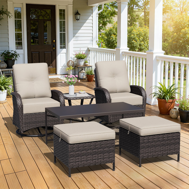 Ensemble de patio extérieur en osier pour 2 personnes avec chaises, repose-pieds, table d'appoint et coussins beiges, Beige