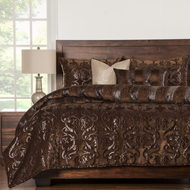 Casablanca Duvet Cover & Insert, Full Duvet Cover & Insert + 4 Additional Pieces