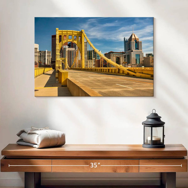 Lilie Roberto Clemente Bridge à Pittsburgh, H 16 po x l 24 po