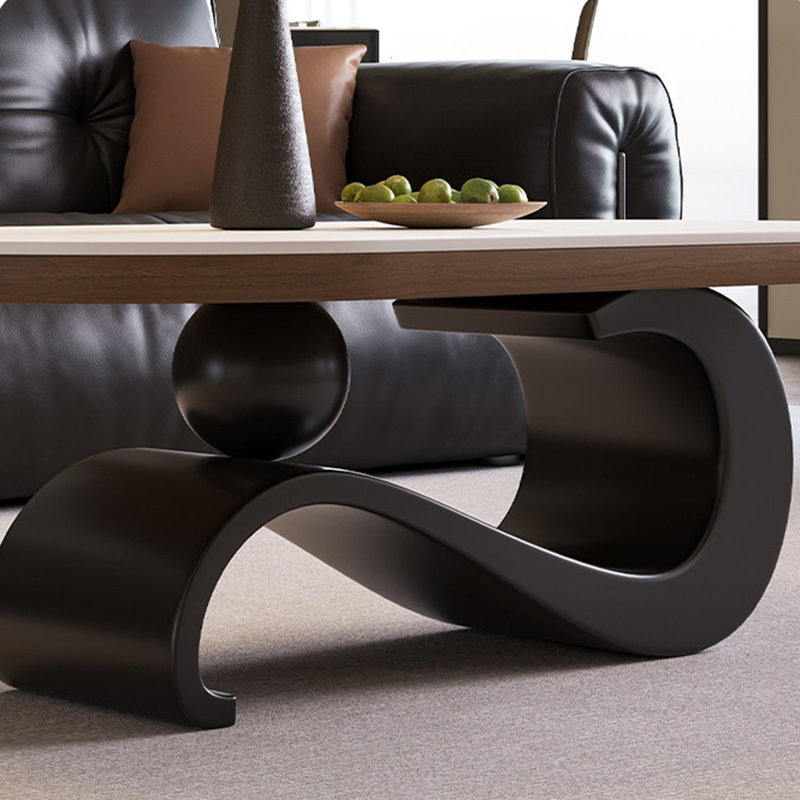 Ensemble de tables basses ovales et rondes