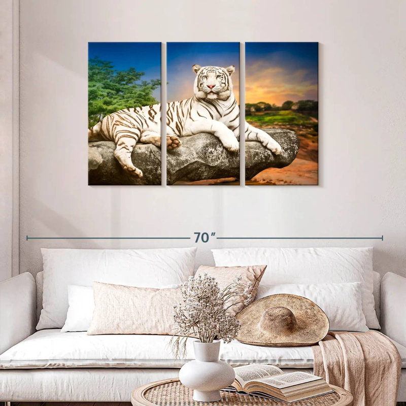 Brampt White Bengal Tiger, 28" H x 45" W