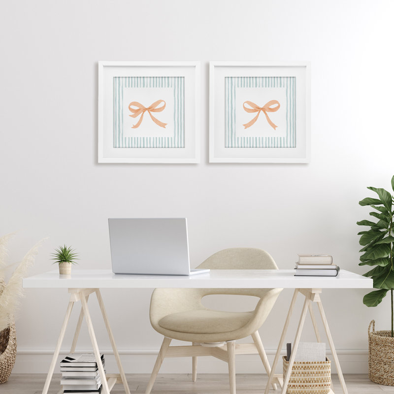 Ensemble de 2 impressions encadrées sous verre Bows and Stripes, design par Patricia Pinto, H 16 po x l 16 po
